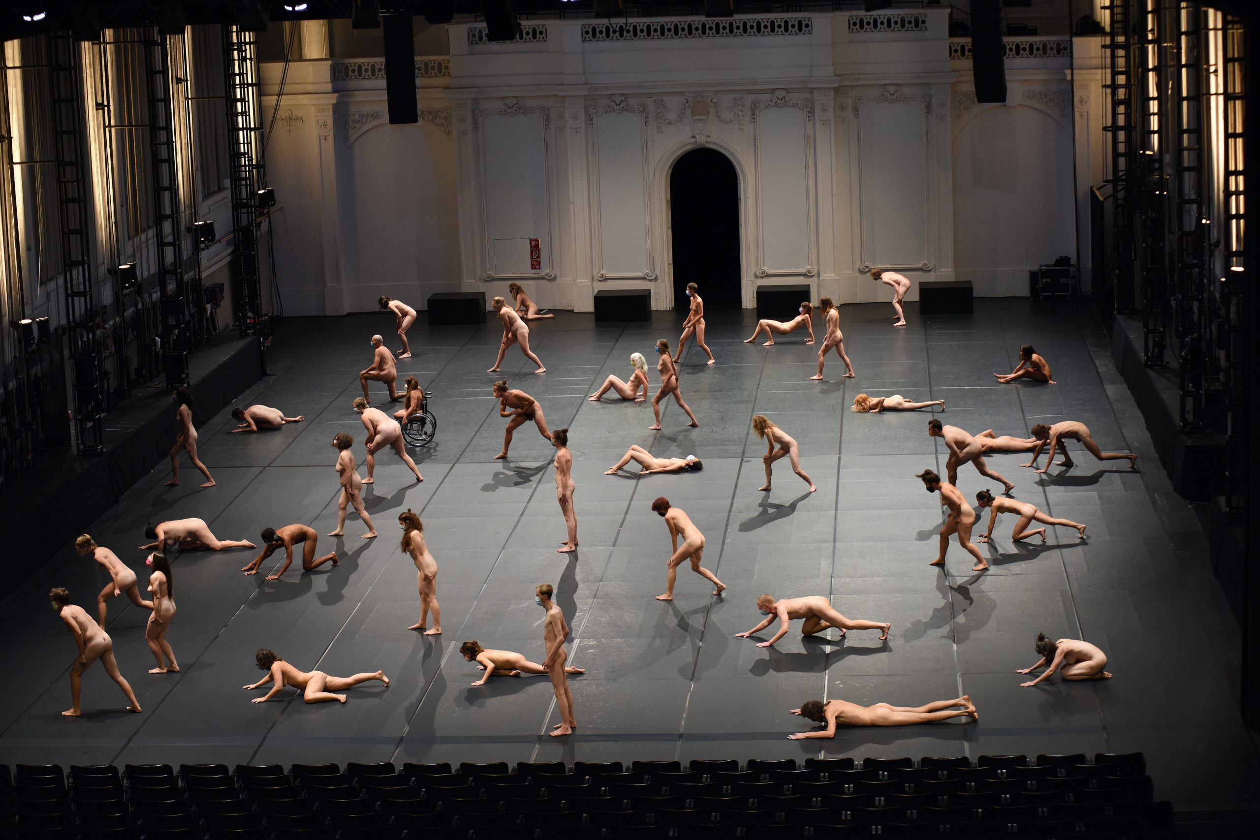 doris-uhlich_habitat-pandemic-version-1_c-alexi-pelekanos-1-scaled